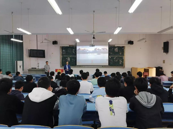 江西信息应用职业技术学院.jpg