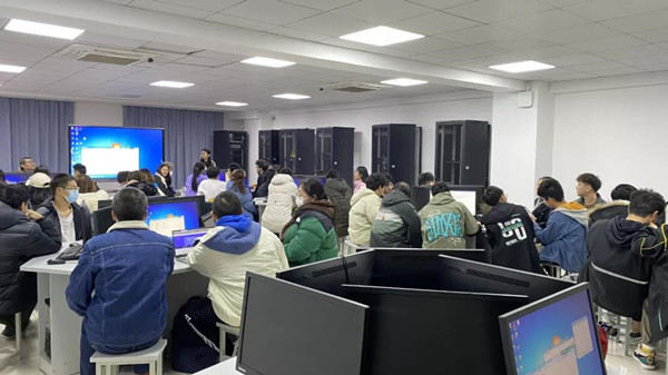 Datacom-HCIA考试通过率.jpg Datacom-HCIA考试通过率.jpg