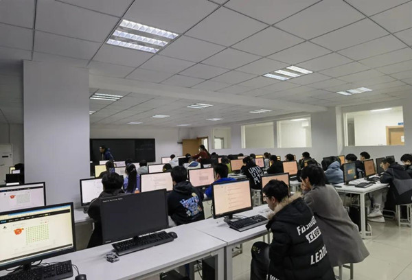 Datacom-HCIA考试.jpg Datacom-HCIA考试.jpg