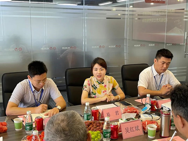 讯方智汇云校易君.jpg 讯方智汇云校易君.jpg