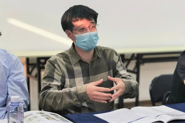 创新学院信息工程学院院长侯家利.jpg 创新学院信息工程学院院长侯家利.jpg
