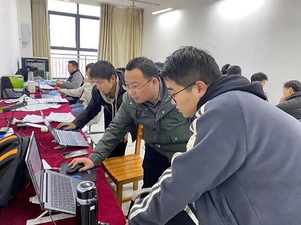 郑州信息工程职业学院双高班.jpg 郑州信息工程职业学院双高班.jpg