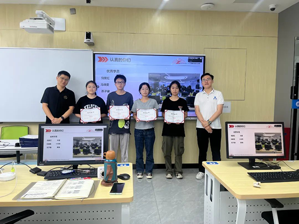 讯方智汇云校名师班.png 讯方智汇云校名师班.png