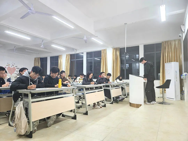 广东科技学院华为ICT学院.png