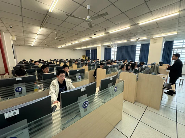 讯方技术HarmonyOS人才训练营.png