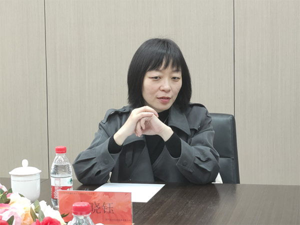 成都工业学院网络与通信工程学院副院长李晓钰.png