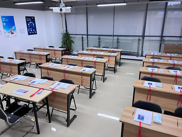 讯方智汇云校广州校区.png 讯方智汇云校广州校区.png