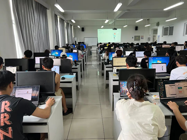 讯方技术北方民族大学云计算企业实训课程.png