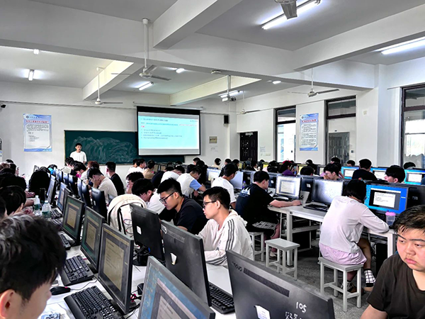讯方技术杨景焱老师.png