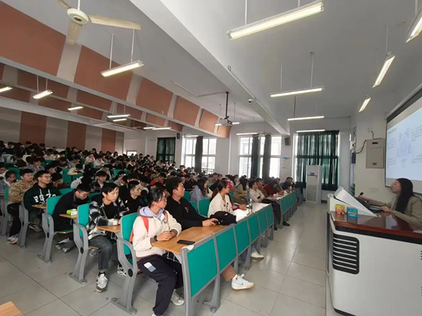 1731553515538096248.png 2.png